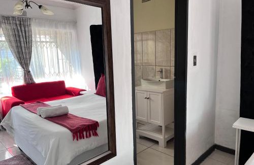 Bela-Bela Casa | Genesis Guesthouze