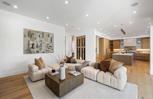 Encino Villa | Genesta Villa - A Contemporary Modern Villa w/ Pool, Spa & Theater