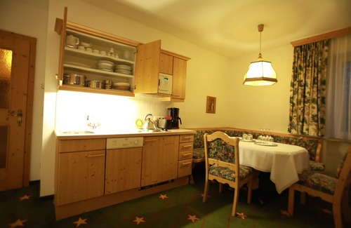 Imst Apartamento | Genießen Sie die Freiheit der Ferienwohnung Gepaart mit dem Komfort vom 4-hotel