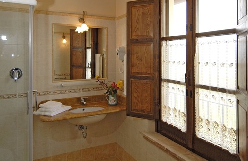 Guzman Casa | Genius Loci Country Inn