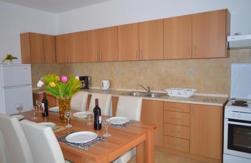 Gennadi Apartamento | Gennadi Gardens Apartments & Villas