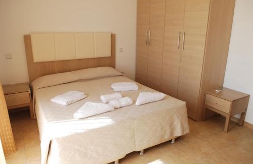 Gennadi Apartamento | Gennadi Gardens Apartments & Villas