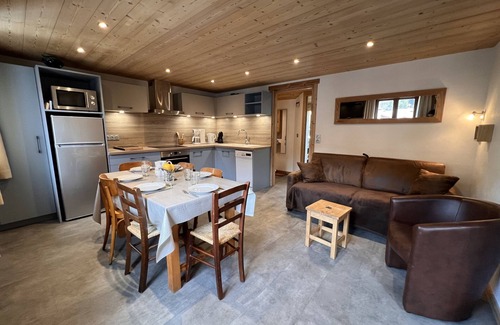 Pers-Jussy Apartamento | Gentianes flat 4 - Apartment 3*** village center, near ski slope for 7/8 people