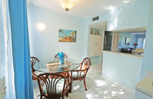 Estate Salt River Condominio | Gentle Breezes by the Sea! Located in Gentle Winds Condos! 2 bedroom, 2 Baths!