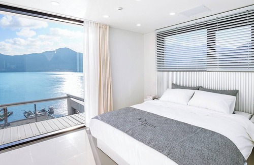 Geoje Casa | Geoje Lesoleil Poolvilla Pension