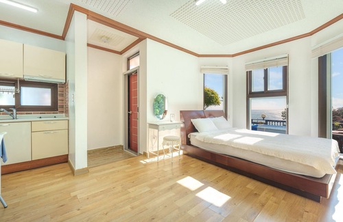 Geoje Casa | Geoje Yeoul Pet-friendly Pension