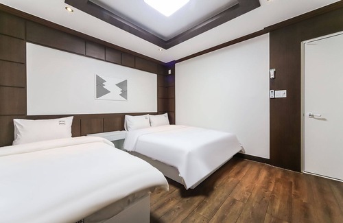 Irun-myeon Hotel | Geojedo Branch Cell Phoenix