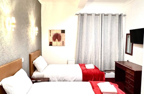 Chester Hotel | George And Dragon Place.
