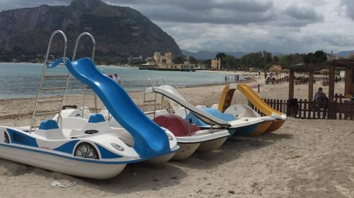 Partanna Apartamento | George House Mondello 32