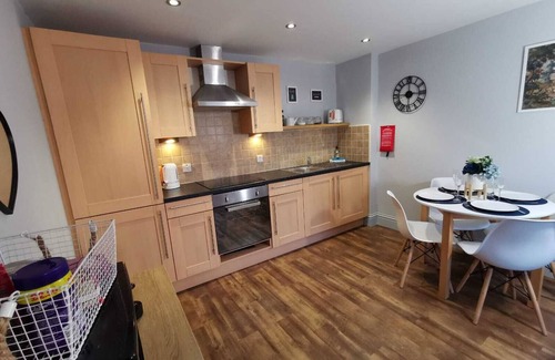 York Apartamento | George Hudson Apartamento en planta baja con estacionamiento