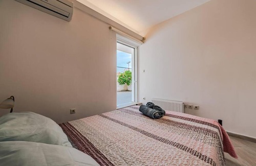 Kalyvia Thorikou Casa | George residence Attica Riviera