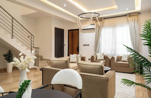 Ebute-Metta Apartamento | George Residence Surulere Lagos State