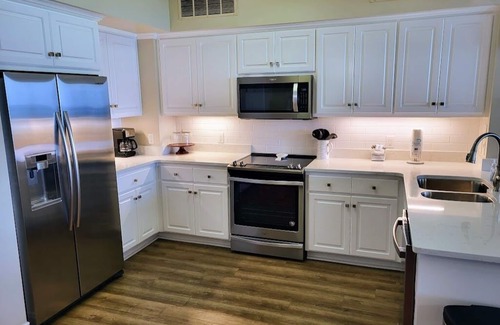 Thomas Drive Condominio | Golfo Piso bajo; Actualizado; Televisores de pantalla plana; Beach Svc; Colchon Tempurpedico