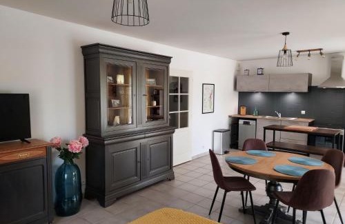 Saint-Georges-sur-Baulche Apartamento | Georges, un appartement au look chic rustique