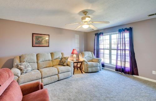 Georgetown Casa | Georgetown Home about 6 Mi to Kentucky Horse Park!