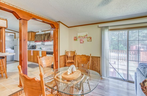 Georgetown Casa | Georgetown Home w/ Deck ~ 13 Mi to Black River!