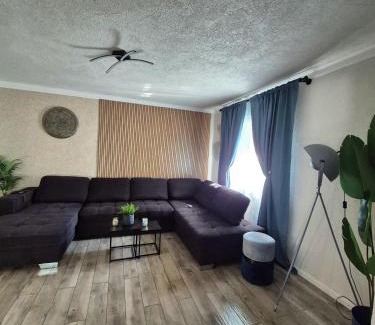 Freilassing Casa | Georgi