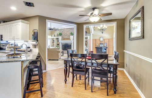 Dover Casa | Statesboro Home w/ Lake + Pool ~ 10 Mi to GSU