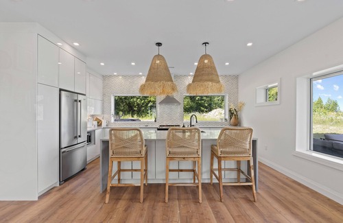 Waubaushene Casa | Georgian Bay Private Modern Escape Near Ski Hill