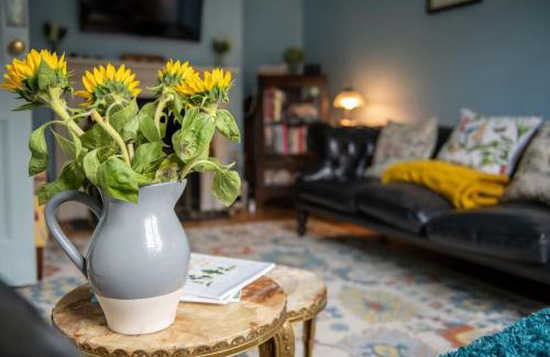 Herne Bay Casa | Georgian home on the beach great for families !