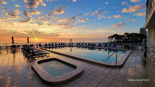 Georgian Inn Apartamento | Georgian Inn Beach Club