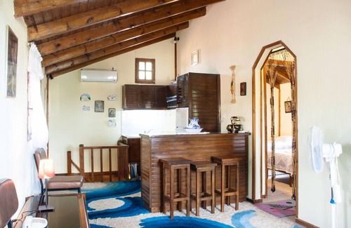 Anavyssos Villa | Georgie's Luxury Villa