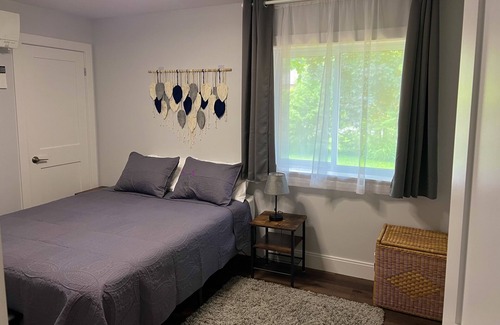 Virginia Cabaña | Georgina Family Cottage - Newly Renovated