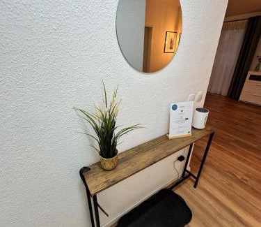 Magdeburg Apartamento | Geräumiges 2R City-Apartment Uninähe mit TV Streaming, Terrasse