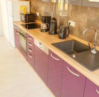Chemnitz Apartamento | Geräumiges Apartment mit Balkon & 2 Parkplätze