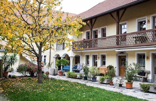 Roehrnbach Apartamento | Amplia casa de vacaciones (65 m2) en la granja con conexión Wi-Fi gratuita