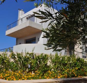 Nopigia Casa | Geräumiges Ferienhaus In Mithimna Mit Eigenem Pool