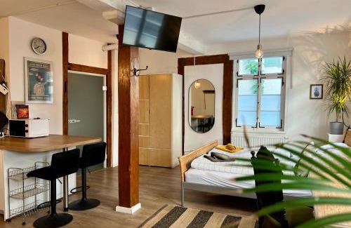 Innenstadt Apartamento | Geräumiges Studio in der Altstadt mit Küche & Kingsize Bett Come In