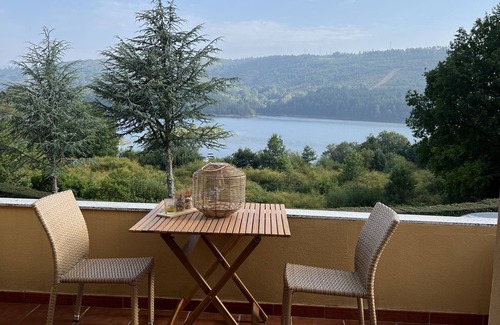 Cabril Apartamento | Gerês- Venda Nova Dam - River beach and shared swimming pool