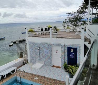 Oslob Hotel | Germaroze