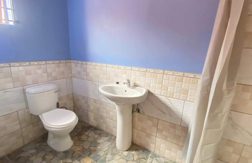 Germiston Apartamento | Germiston Destiny Guesthouse We are ready to meet your needs.