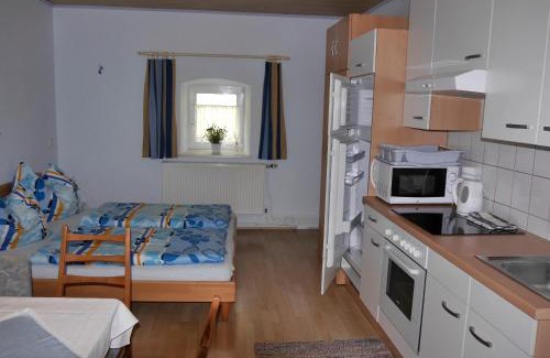 Großdietmanns Casa | Gertis Blumenhof Privatzimmer, Ferienwohnung