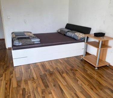 Backnang Apartamento | Gesamte Unterkunft WLAN & Parkplatz - Backnang