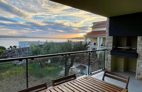 Maslenica Apartamento | Geschmacksvolle Ferienwohnung mit Pool nur 60 m vom Strand für bis 5 Personen