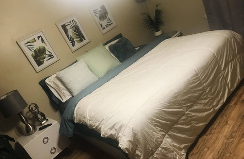 Milwaukee Casa | Get Cozy and Stay Awhile