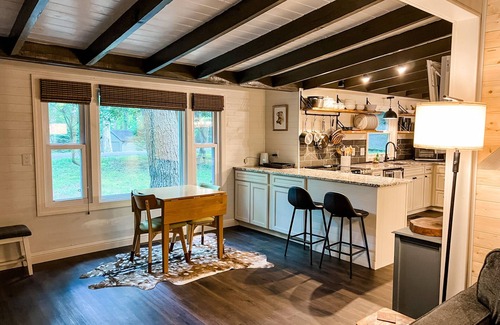 Dan River Cabaña | Get Cozy & take in the beauty of Groundhog Mountain @ the Cozy Doe!