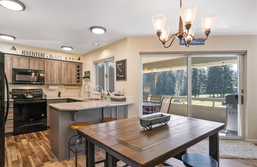 Leavenworth Condominio | Get Lost Guest House - Sweeping Views of Pristine Fairways