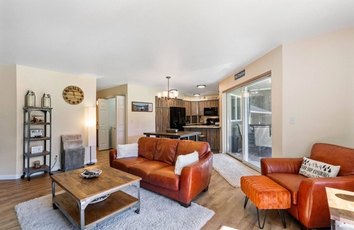 Leavenworth Condominio | Get Lost Guest House - Sweeping Views of Pristine Fairways