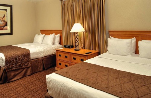 Pinetop Complejo | Get Ready for Adventure! 3 Great Units, Minutes to Hiking, Biking, Golf