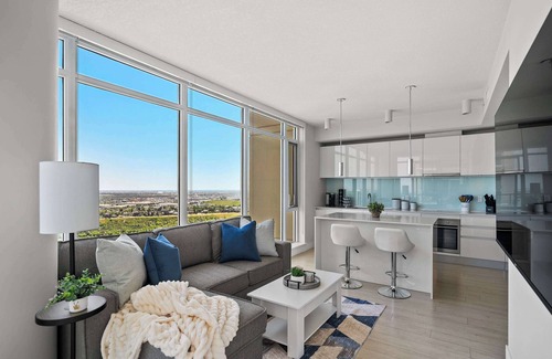 Victoria Park Apartamento | Getaway 2BR Suite w/Views | Steps to Stampede Park