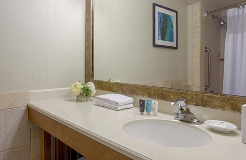 Downtown Complejo | GETAWAY DEAL! THREE GREAT UNITS & FREE PARKING!