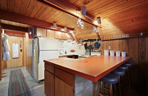 Skykomish Cabina | GetAWay Ski Cabin 13 millas hasta Stevens Pass, HOT TUB!