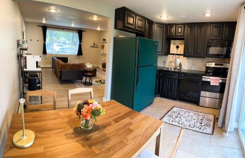 Eiber Apartamento | Getaway Spot Close To Red Rocks, Denver & Mtns