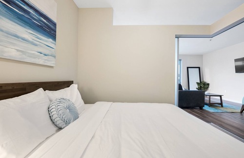 Crossroads Arts District Condominio | Getaway to Serene Oasis Near Kauffman Stadium 349