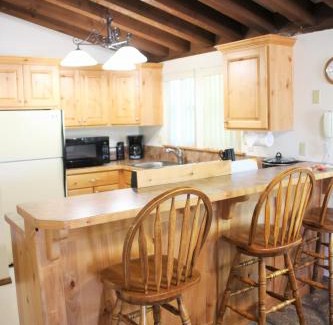 Island Park Complejo | GetAways at Timbers at Island Park Village