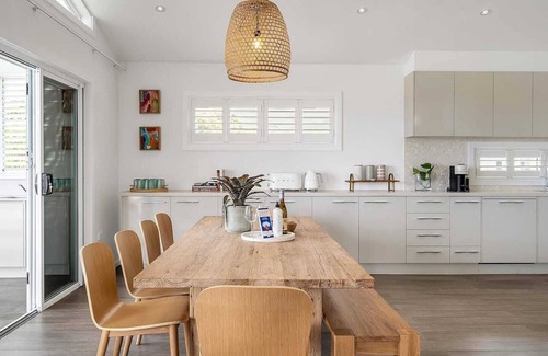 Coledale Casa | Getawayz NSW - 'Drift' - Absolute Beachfront at Coledale w/ Panoramic Views & Multiple Living Zones
